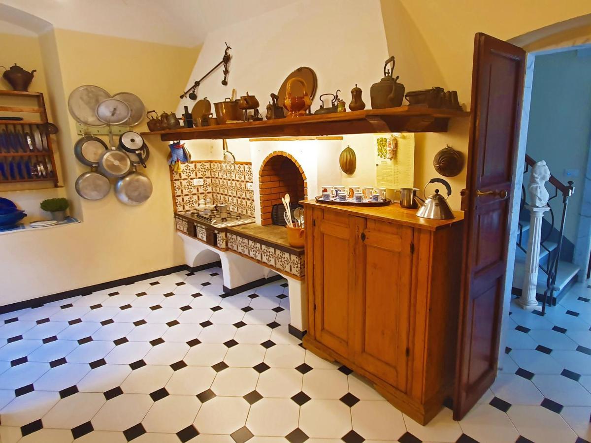 Villa De Benedetti Sarzana Exteriör bild